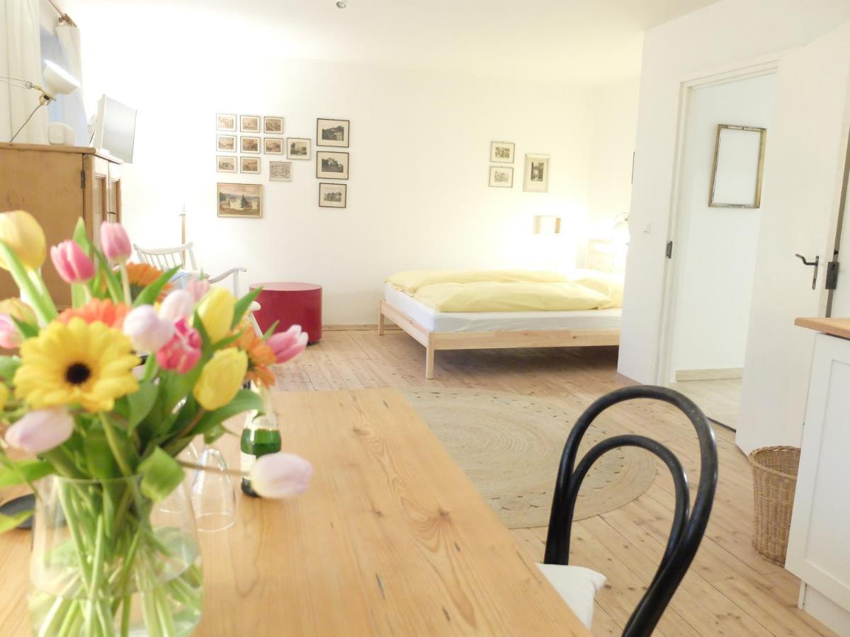 Gartenstudio-Apartment Tausendfreund - Adults Only - Am Chiemsee Breitbrunn am Chiemsee Ngoại thất bức ảnh